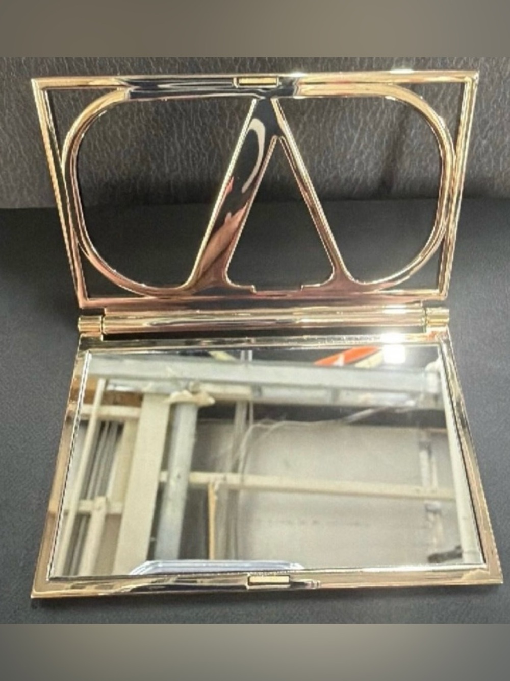 Valentino Gold Compact Mirror ๐ - luxury!!! New in Plastic! - Picture 3 of 4